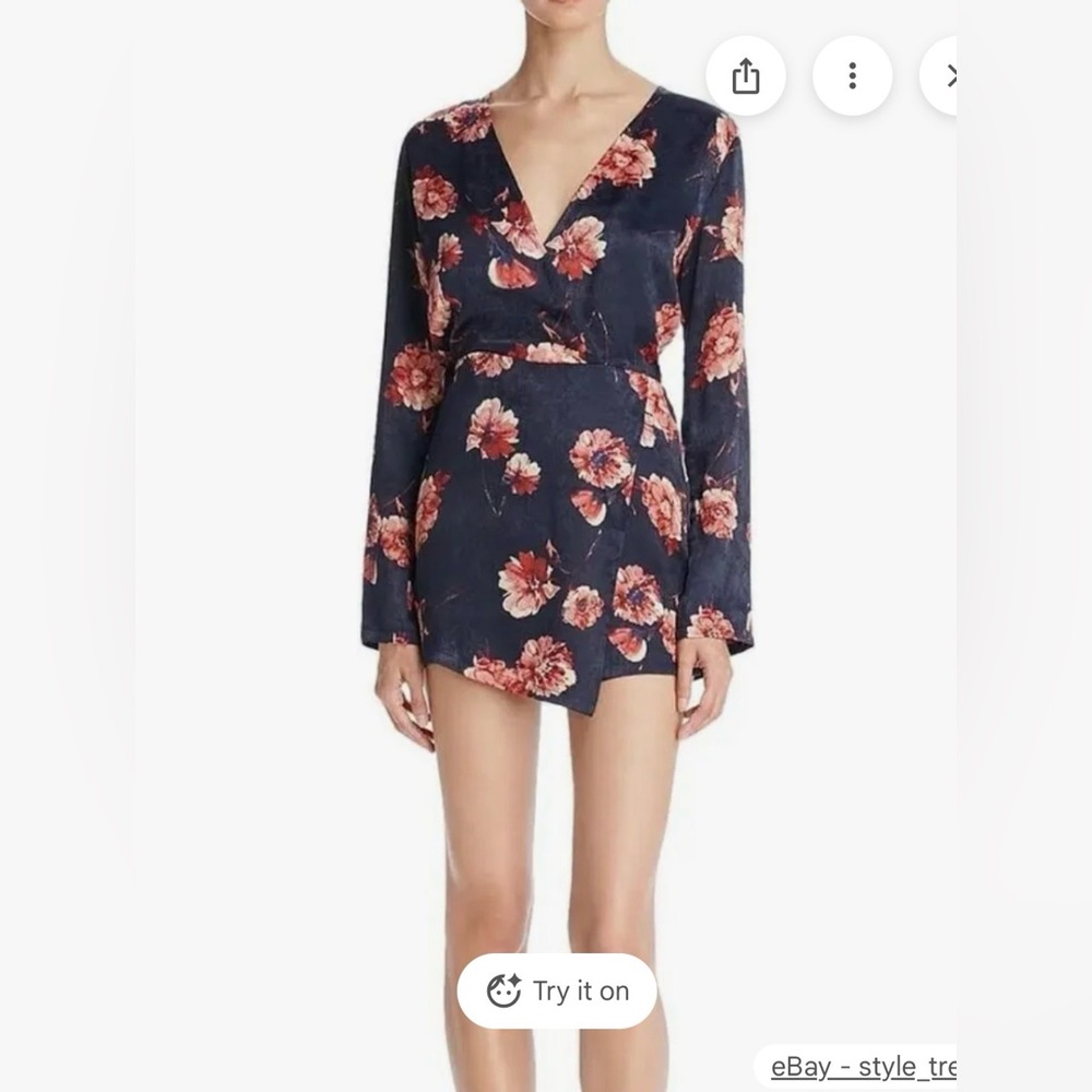 Floral V-Neck Long Sleeve Romper